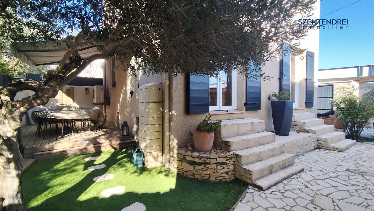 Szentendrei immobilier  maison F4 Nîmes - Quartier Jean Bouin - Maison à NIMES