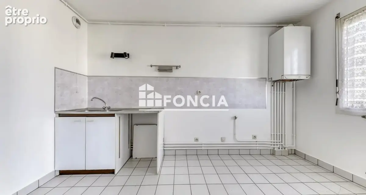 T1 de 38 m² avec balcon – Au pied du métro Debourg - photo 3