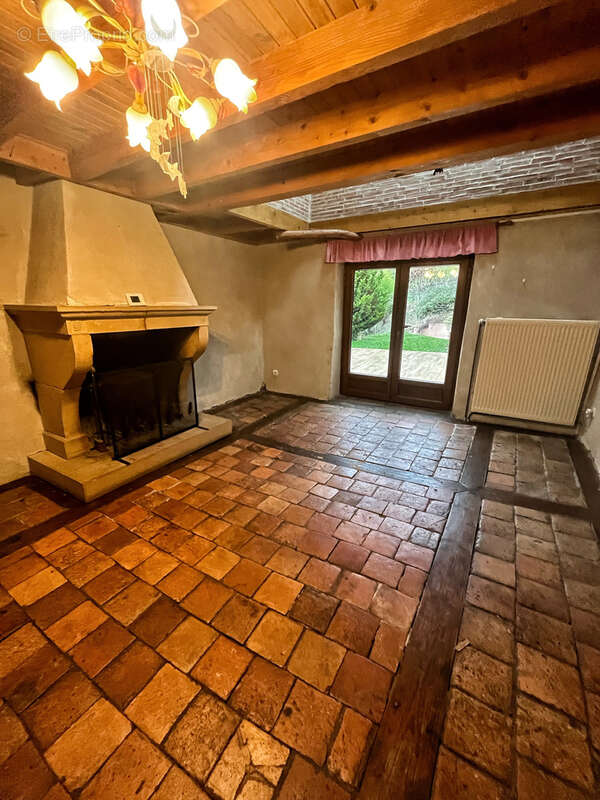 Maison à SAINT-CLEMENT-SUR-VALSONNE