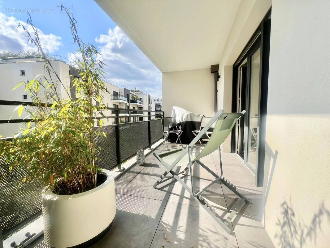 Appartement à LE PERREUX-SUR-MARNE