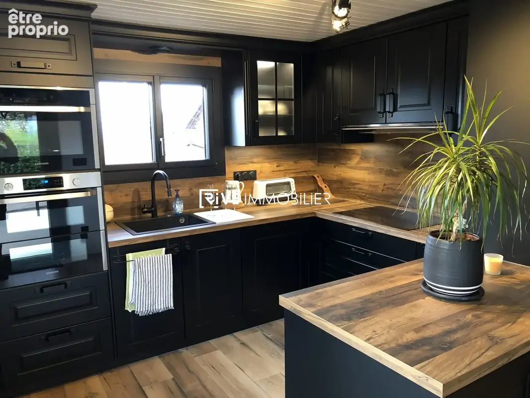 Maison 130 m² à Saint-Paul-En-Chablais  - photo 7