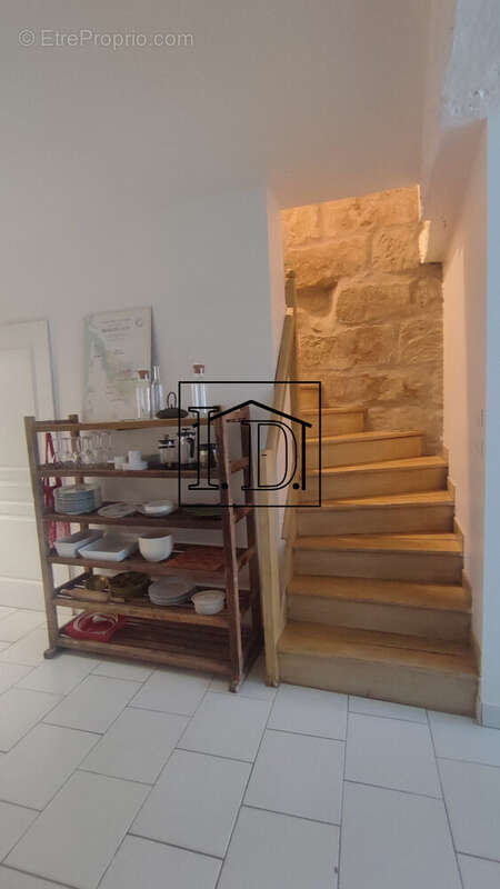 Escalier RDC - Maison à LAUZUN