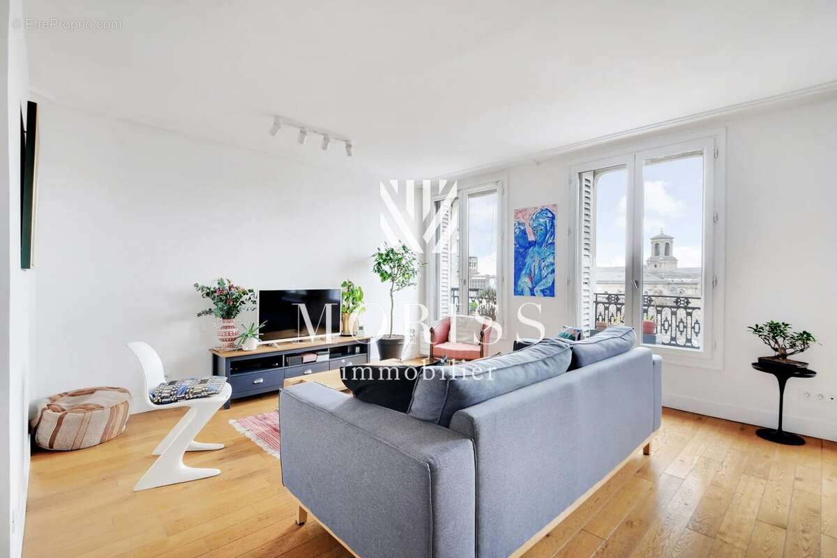 Appartement à PARIS-11E