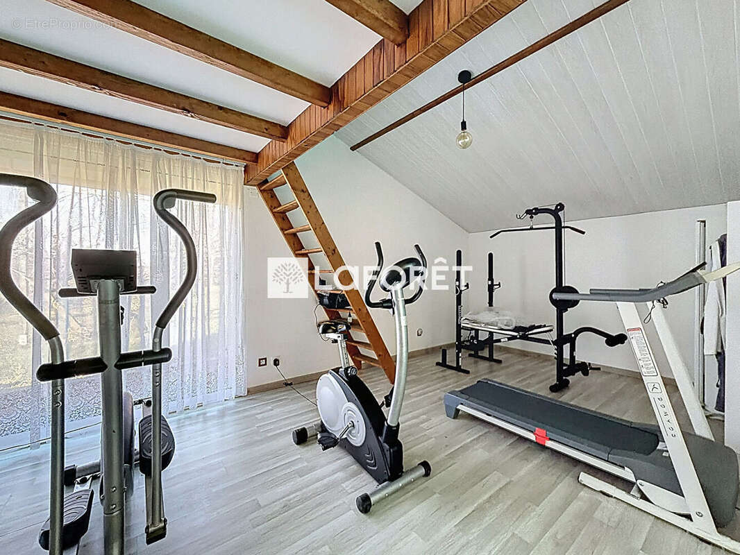 Maison à vendre Illiat 10 pièce(s) 203.10 m2 - photo 16