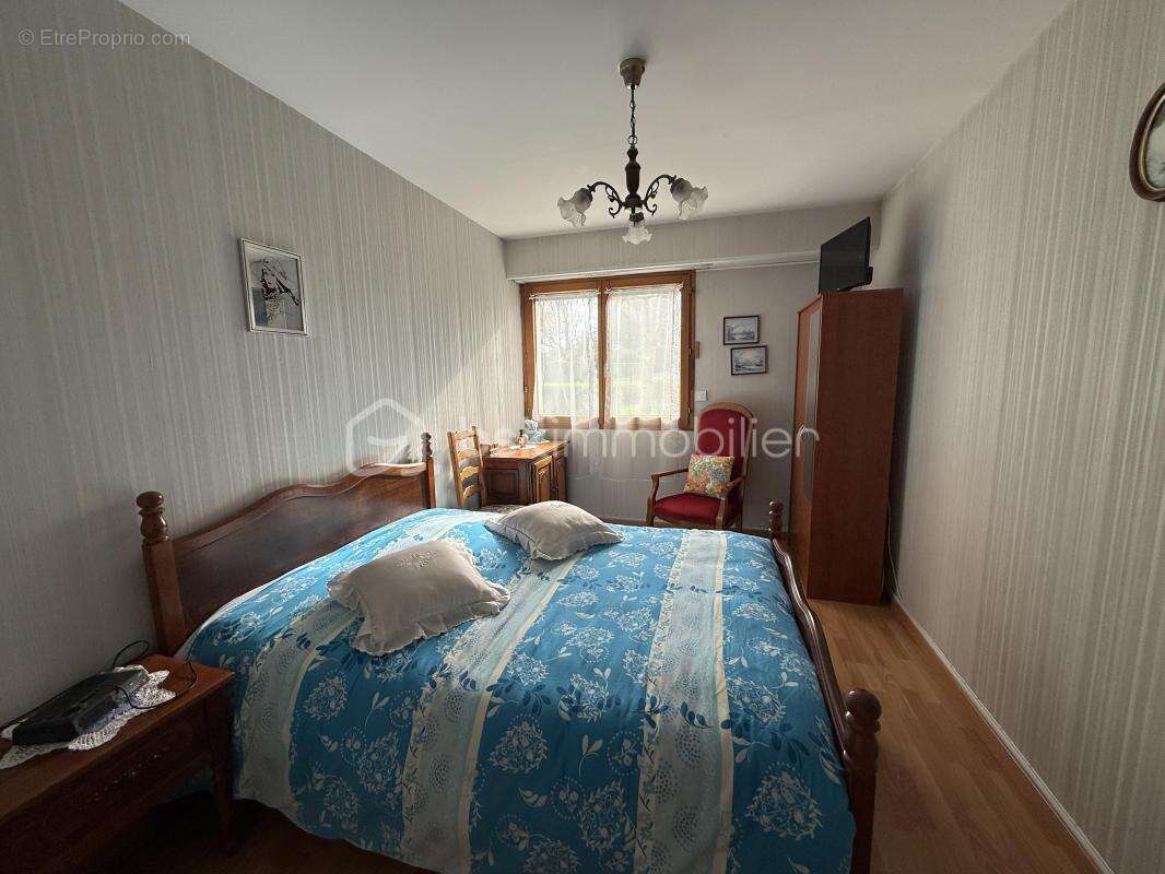 Nouveauté / SAINT-SÉBASTIEN-SUR-LOIRE – Centre-ville – Appartement T3 avec jardin privatif et garage - photo 5