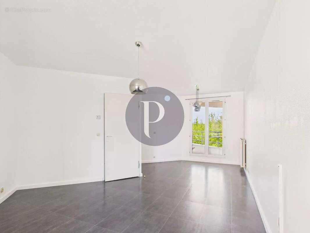 Appartement à LE PLESSIS-ROBINSON