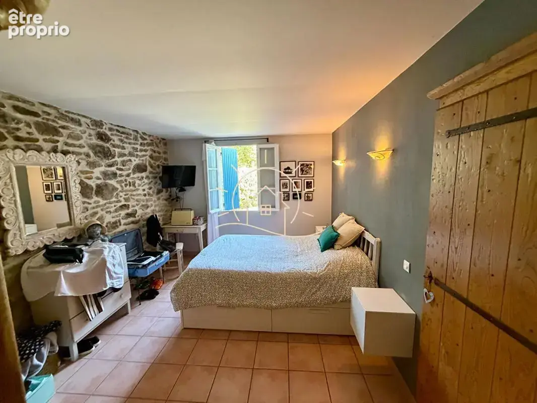 Mas en pierres avec piscine et 2 000 m² de terrain à Gagnières - photo 6