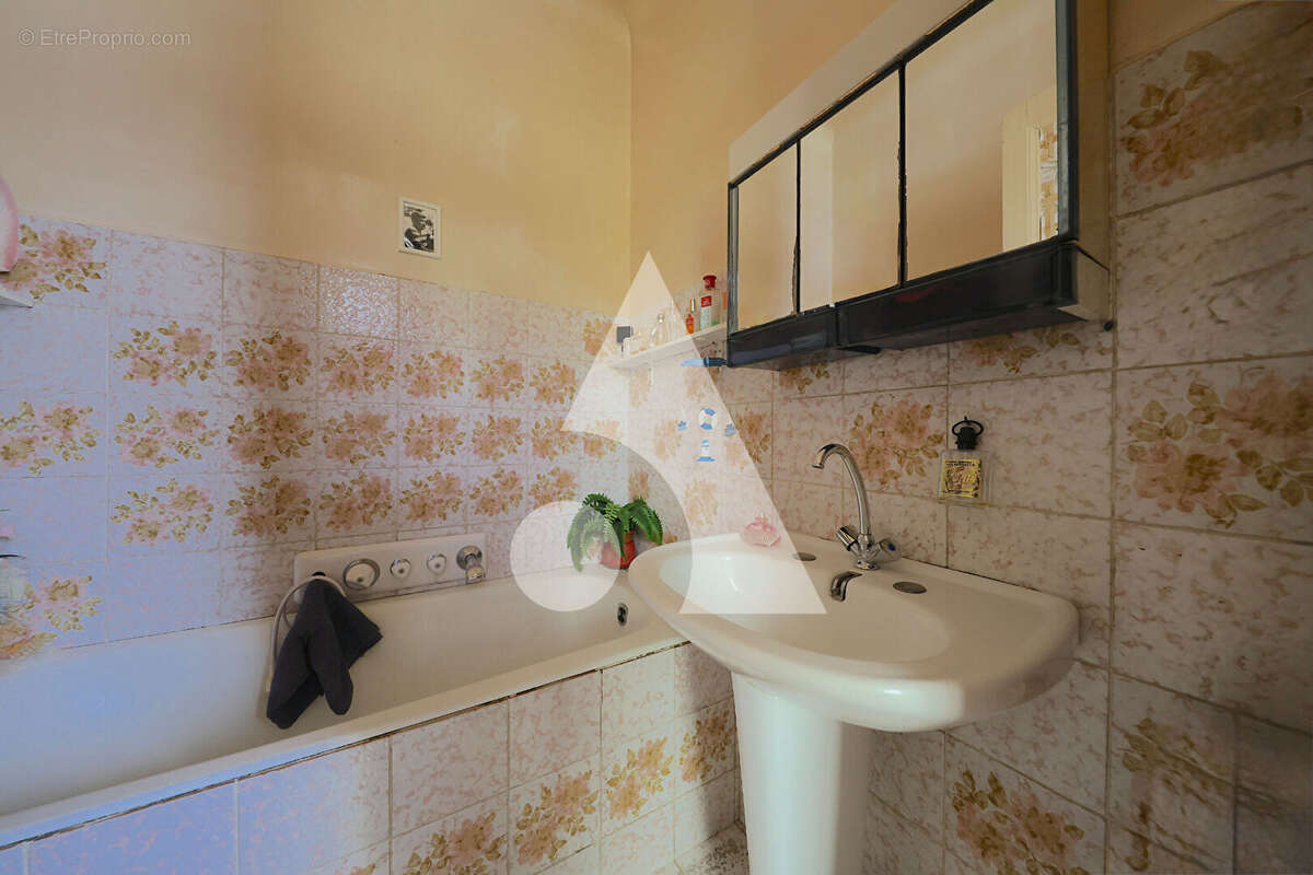 Maison à CORBEIL-ESSONNES