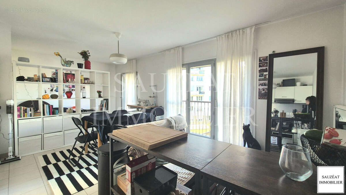 Appartement à BAGNEUX