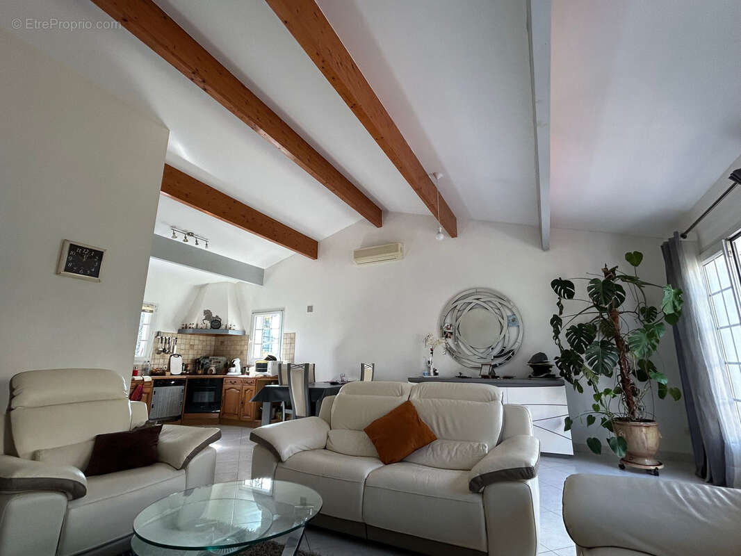 Maison à JUVIGNAC