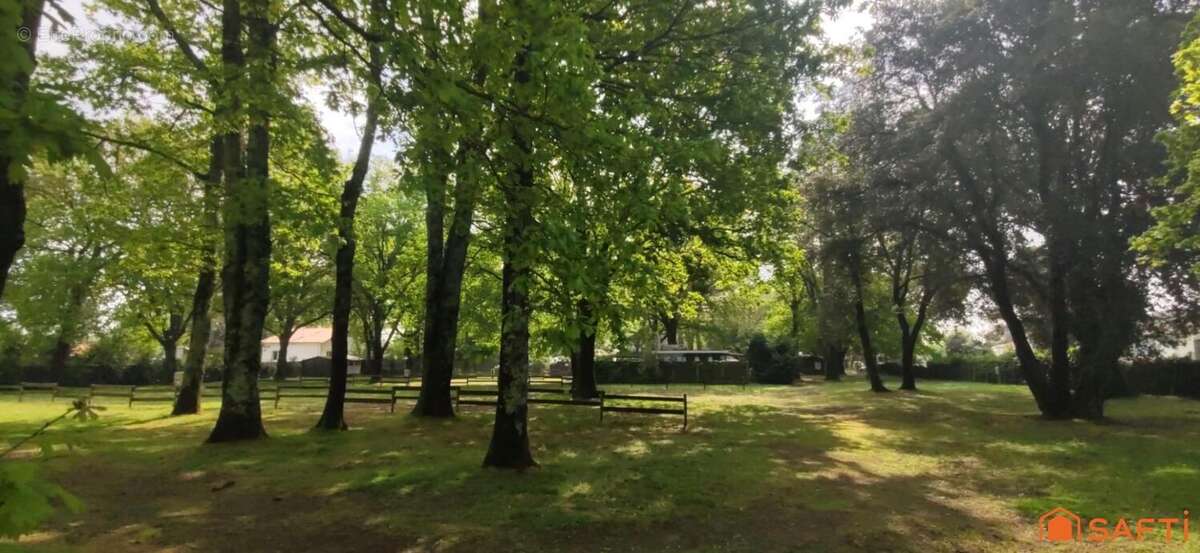 Photo 4 - Terrain à MESCHERS-SUR-GIRONDE