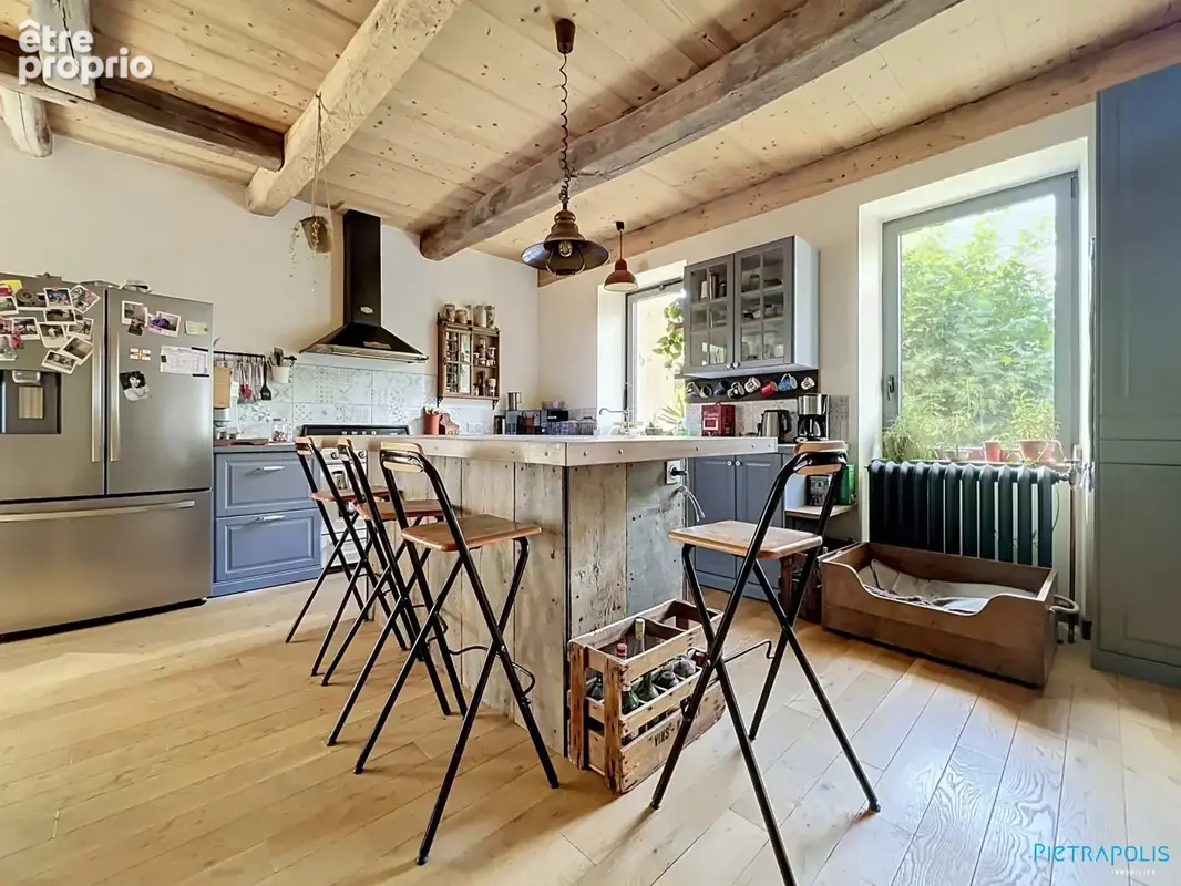 Maison 247 m² à Villereversure  - photo 4