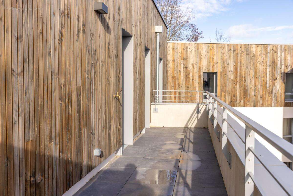 Appartement T4 avec terrasse - photo 6