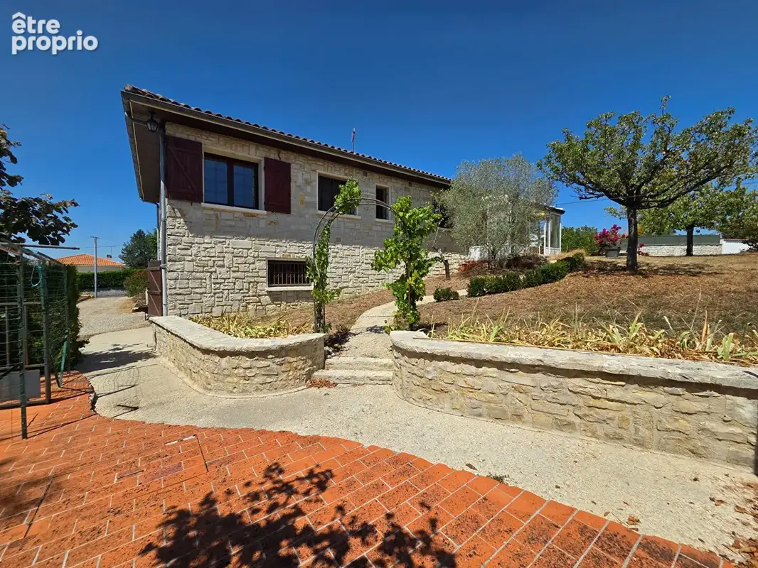Maison Linars 5 pièce(s) 124 m2 - photo 5