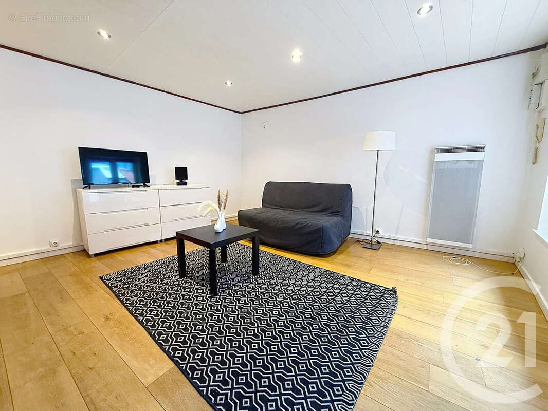 Appartement 24 m² à Lille  - photo 2