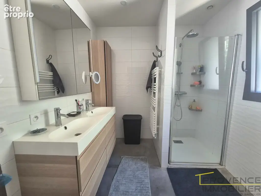 Maison à vendre à Montélimar   Villa familiale avec piscine, T2 indépendant, Grand garage   Les Catalins - photo 12
