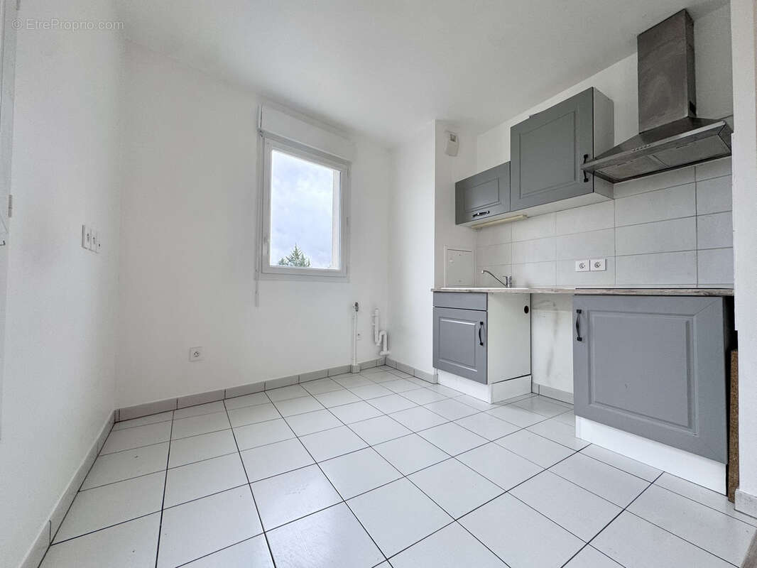 Appartement à LOUVRES