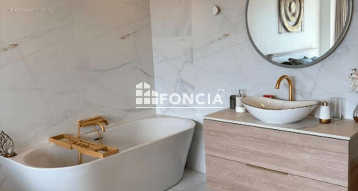 Appartement à SAINT-CYPRIEN