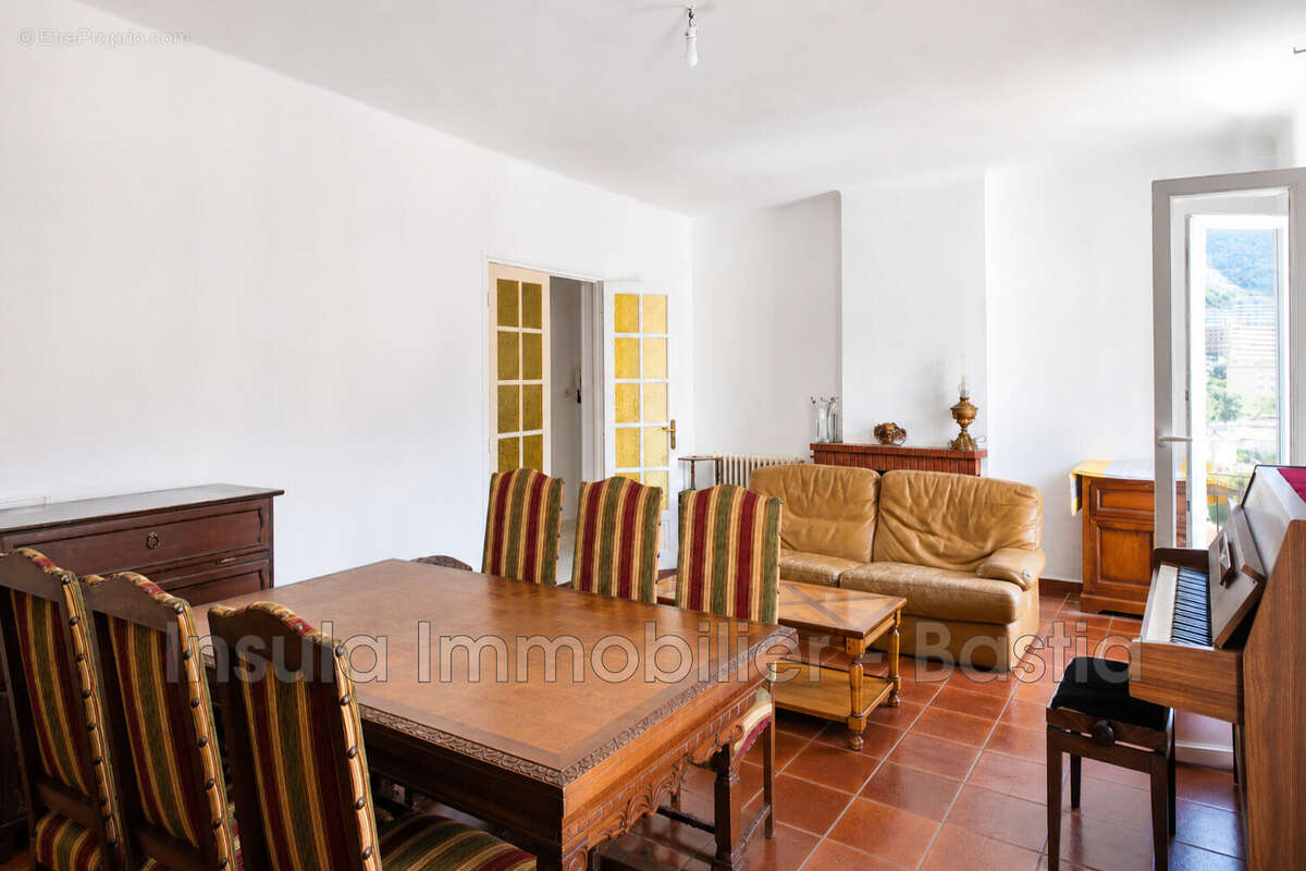 Appartement 107 m² à Ville-Di-Pietrabugno  - photo 4