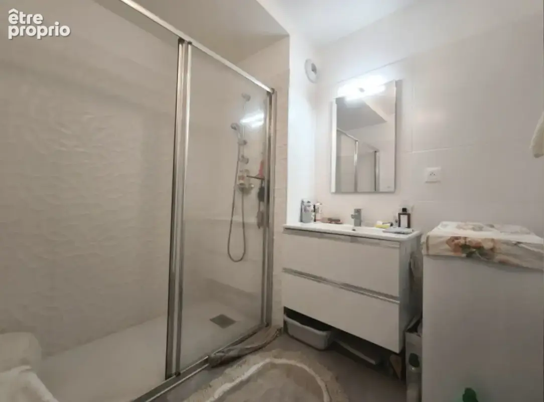 Appartement T3 récent de 57 m² avec 2 terrasses et box - photo 7
