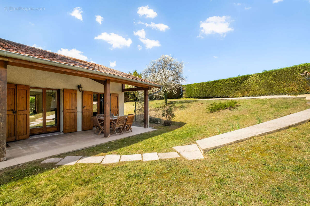 Photo 3 - Maison à SIMANDRES