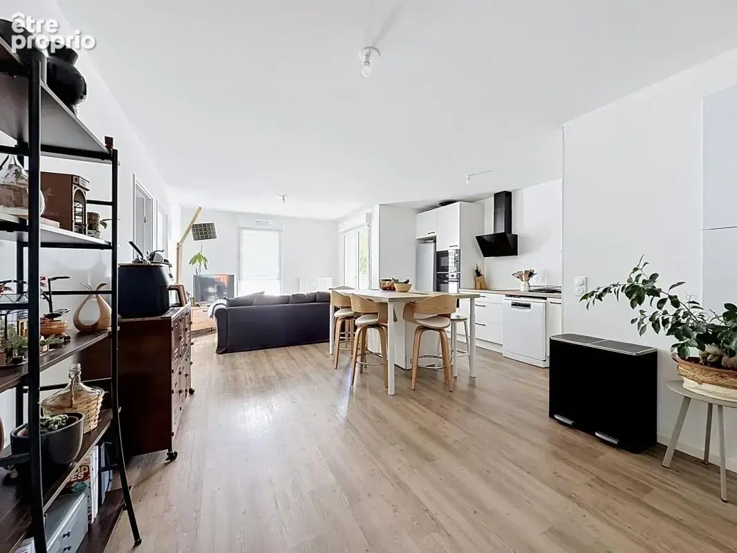 Appartement à vendre - nieul-sur-mer – un esprit maison au cœur d’un appartement t5 - photo 3