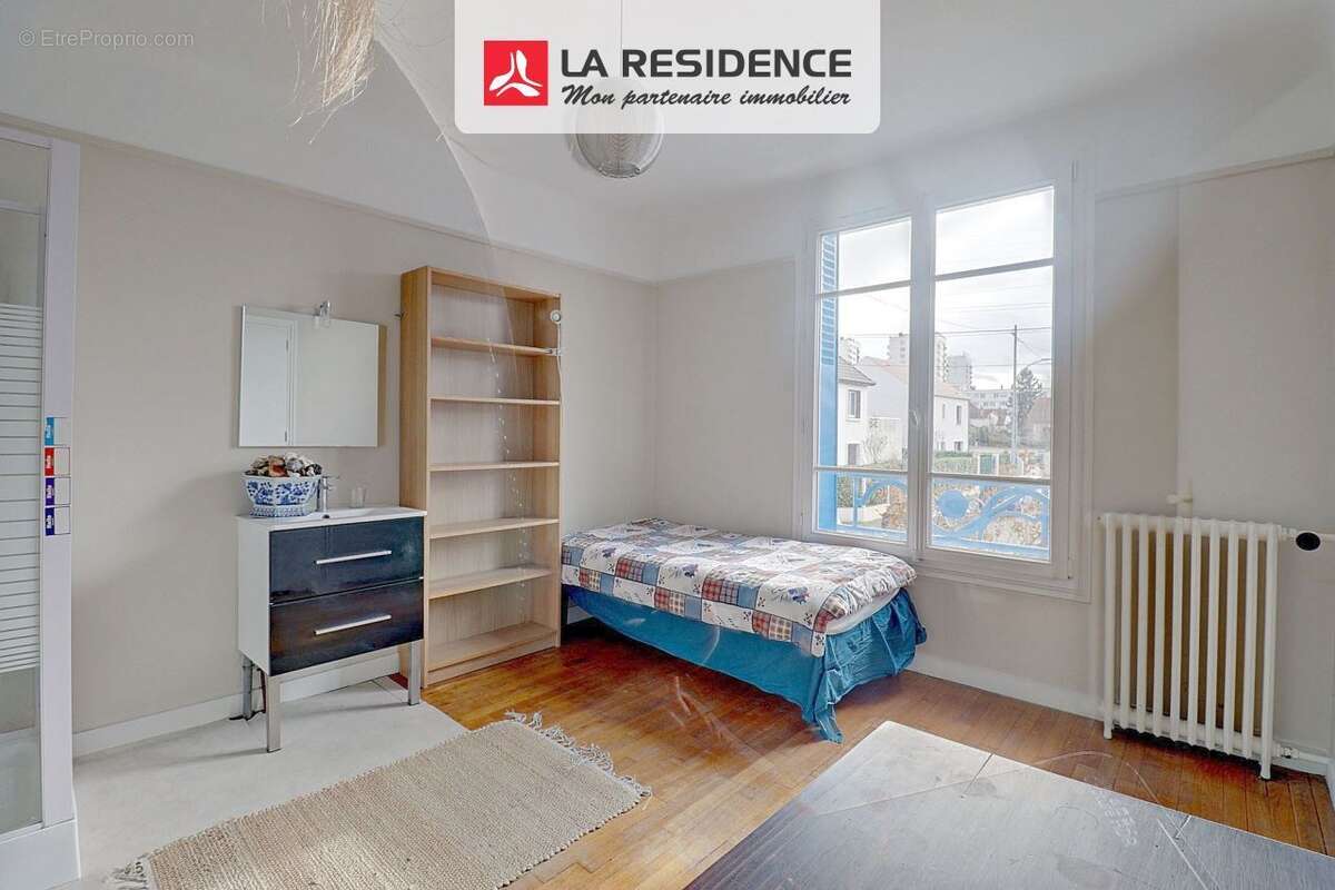 Maison 168 m² à Poissy  - photo 8