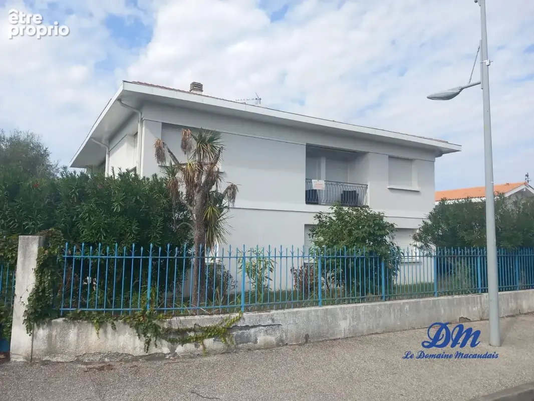 Maison à ARES