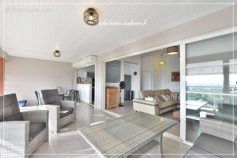 Appartement à LES TROIS-ILETS