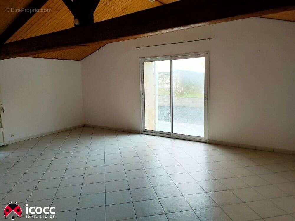 Maison 197 m² à Moreilles  - photo 6