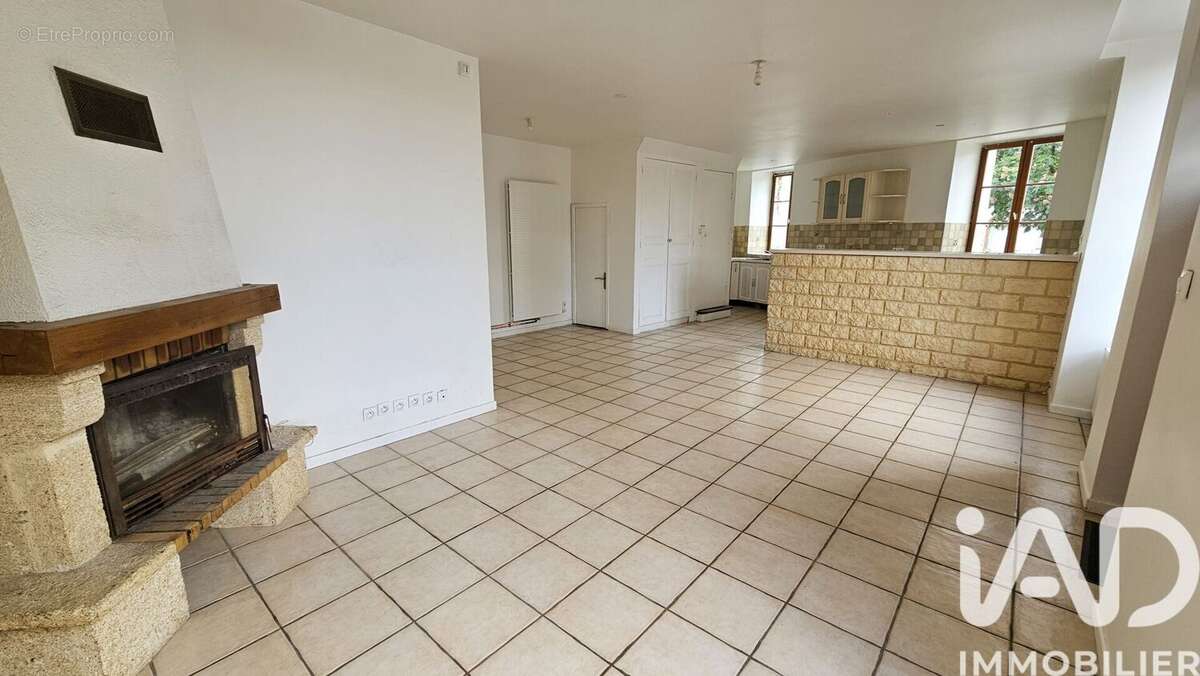 Photo 9 - Maison à REBAIS