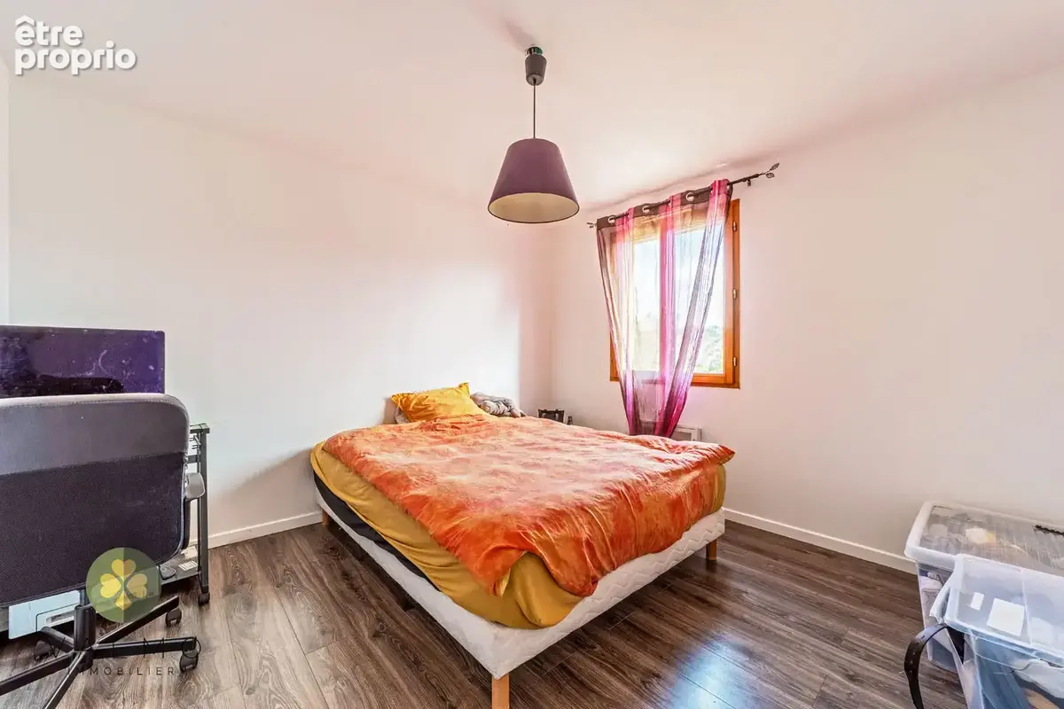 Freneuse   idéale première acquisition   3 chambres   garage   aucun travaux - photo 13