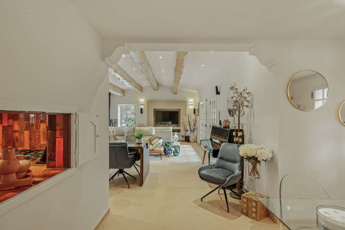 Maison à CUERS