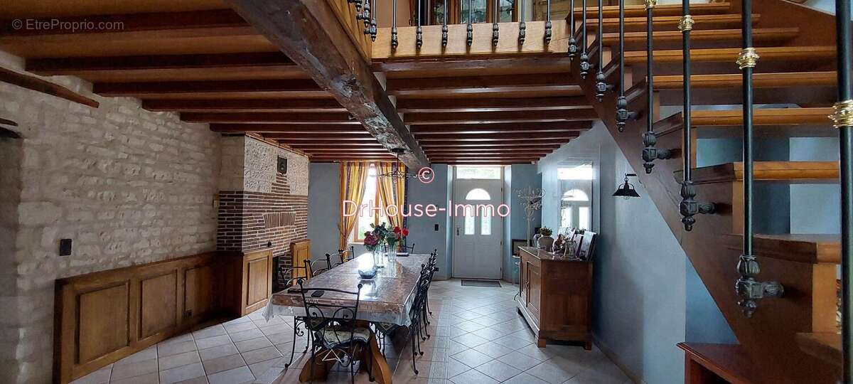 Maison à EAUX-PUISEAUX