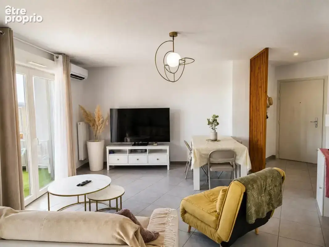 Appartement de 5 pièces de 96 m² à Marseille - photo 3
