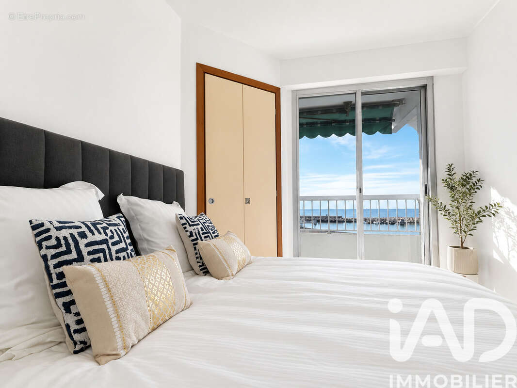 Photo 3 - Appartement à ROQUEBRUNE-CAP-MARTIN