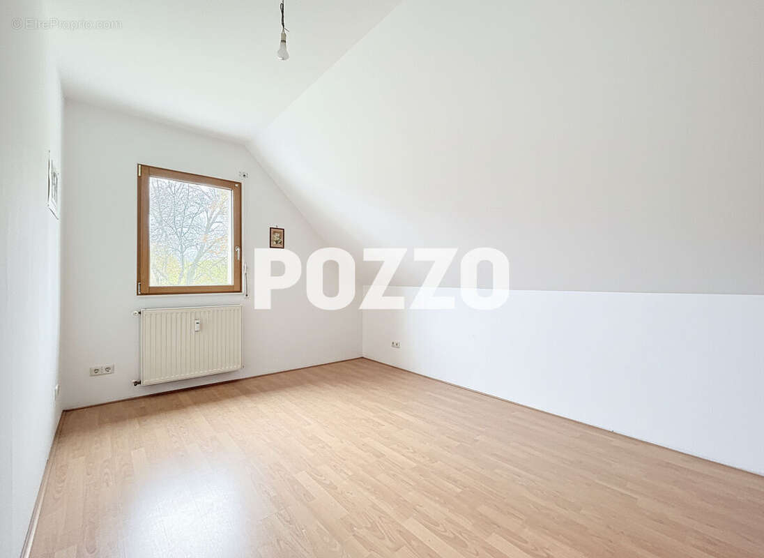 Maison 177 m² à Brehal  - photo 11
