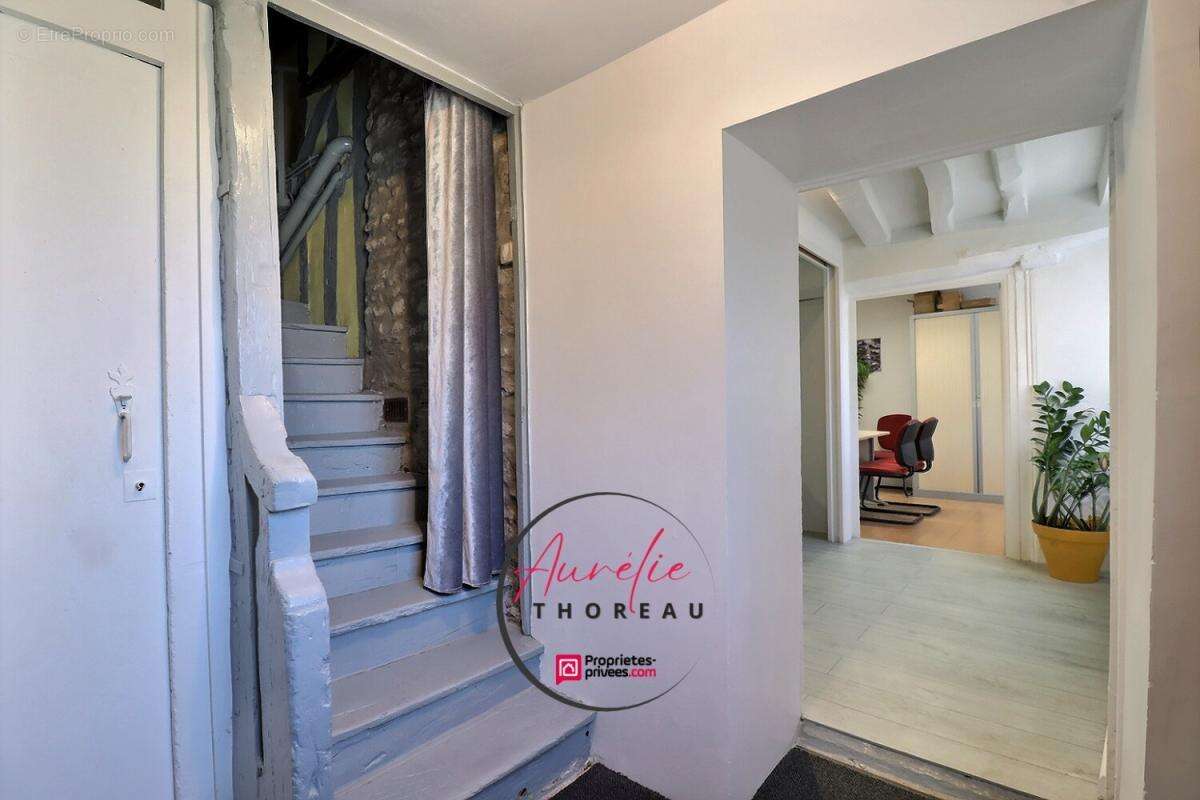 Maison à NEUVILLE-AUX-BOIS