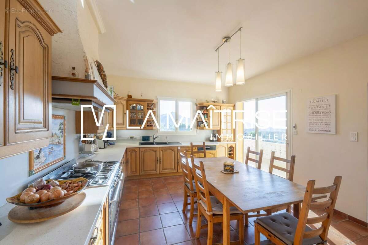 Maison à MARSEILLE-9E