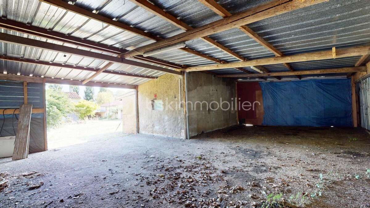 Maison à Fort Potentiel avec Dépendances – Cœur de Village - photo 7