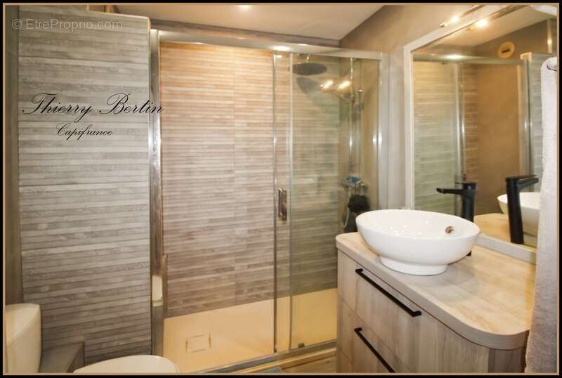 Appartement à MANDELIEU-LA-NAPOULE