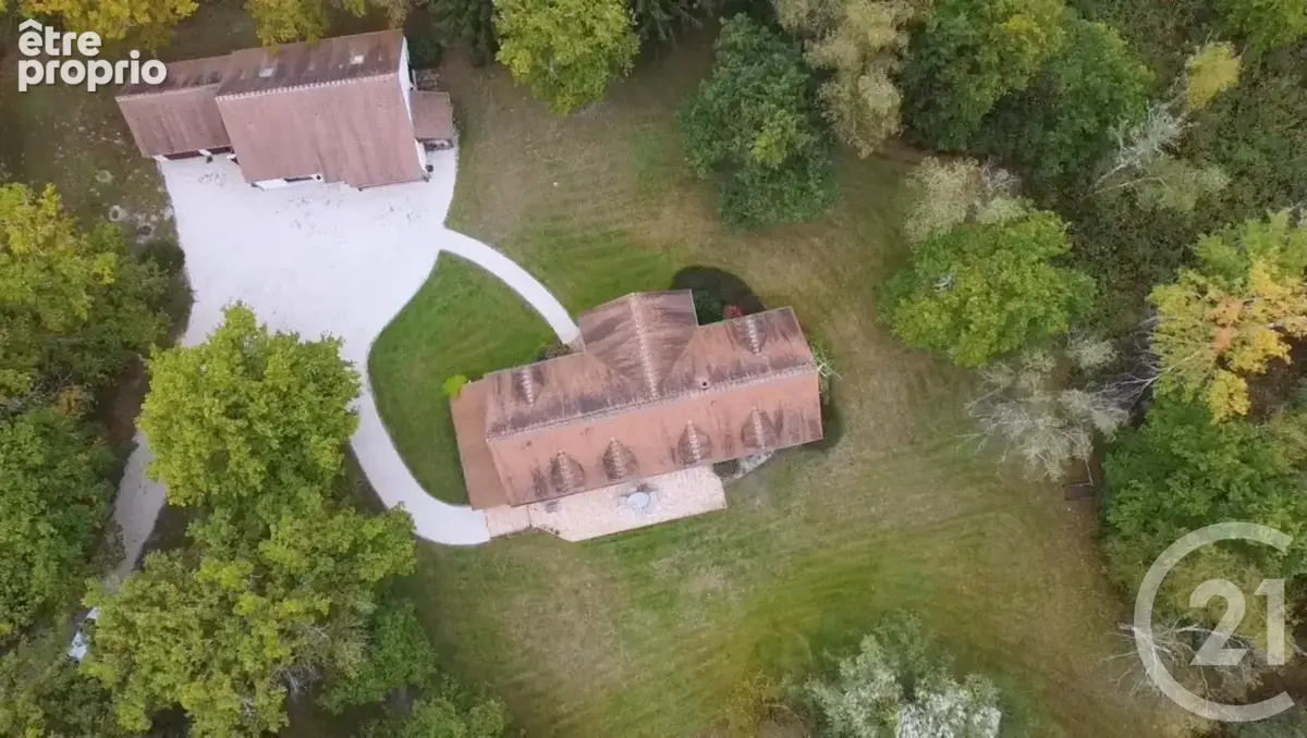 Maison 7 pièces 257 m² à vendre à La Ferte-Saint-Aubin (45240) - photo 21