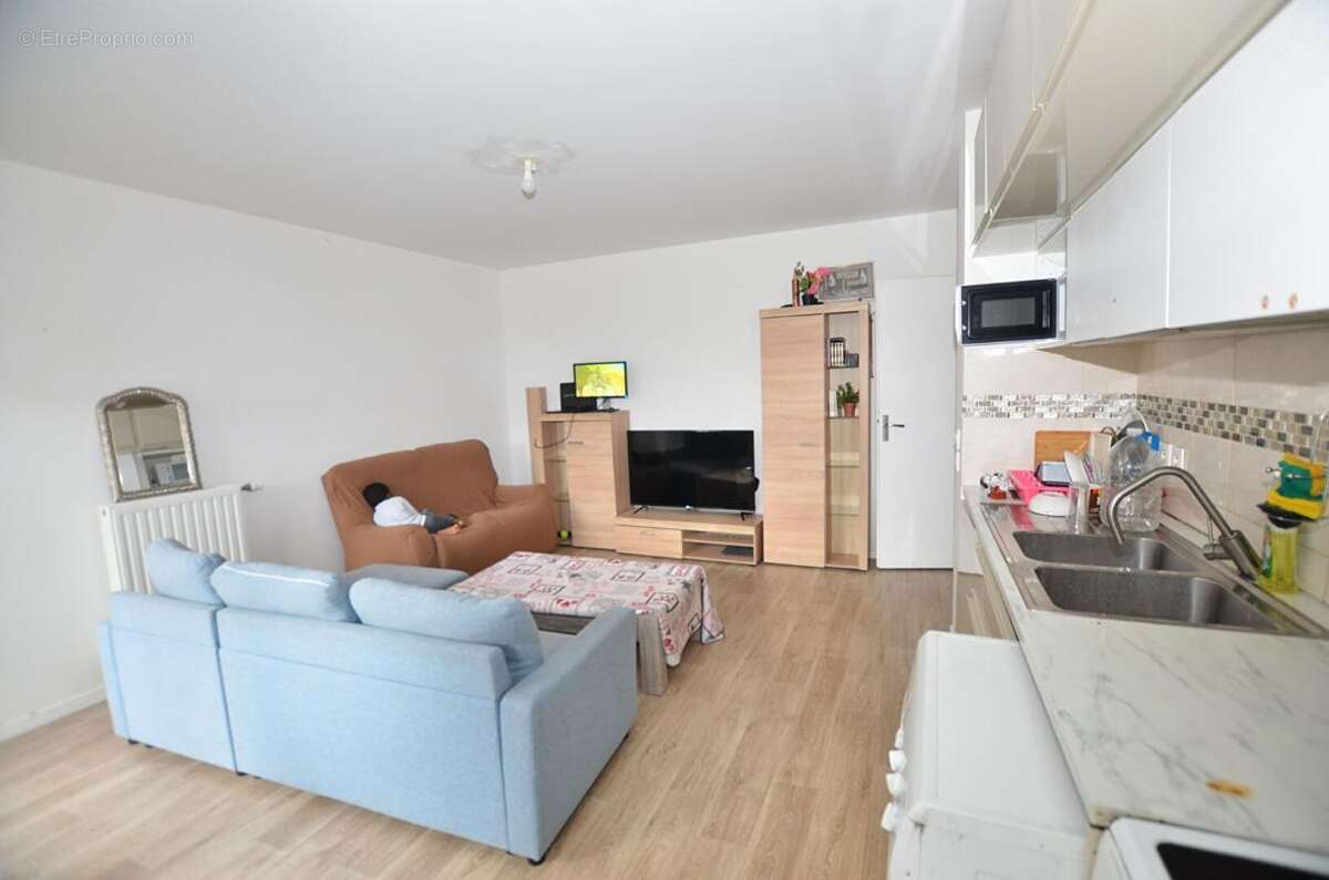 Appartement à LES ULIS
