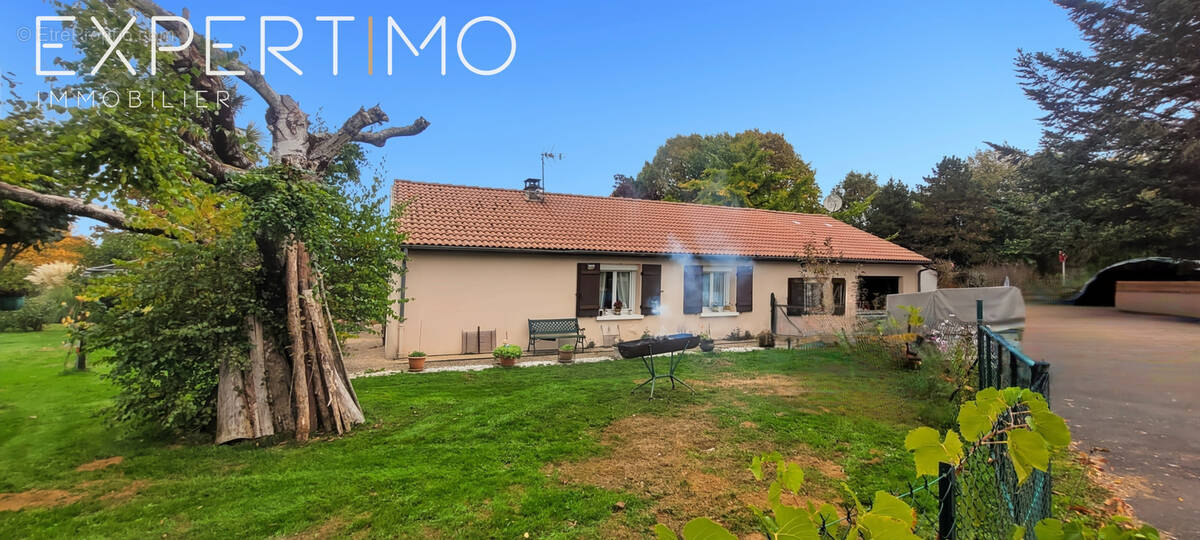 Autre à SAINT-PIERRE-DE-FRUGIE