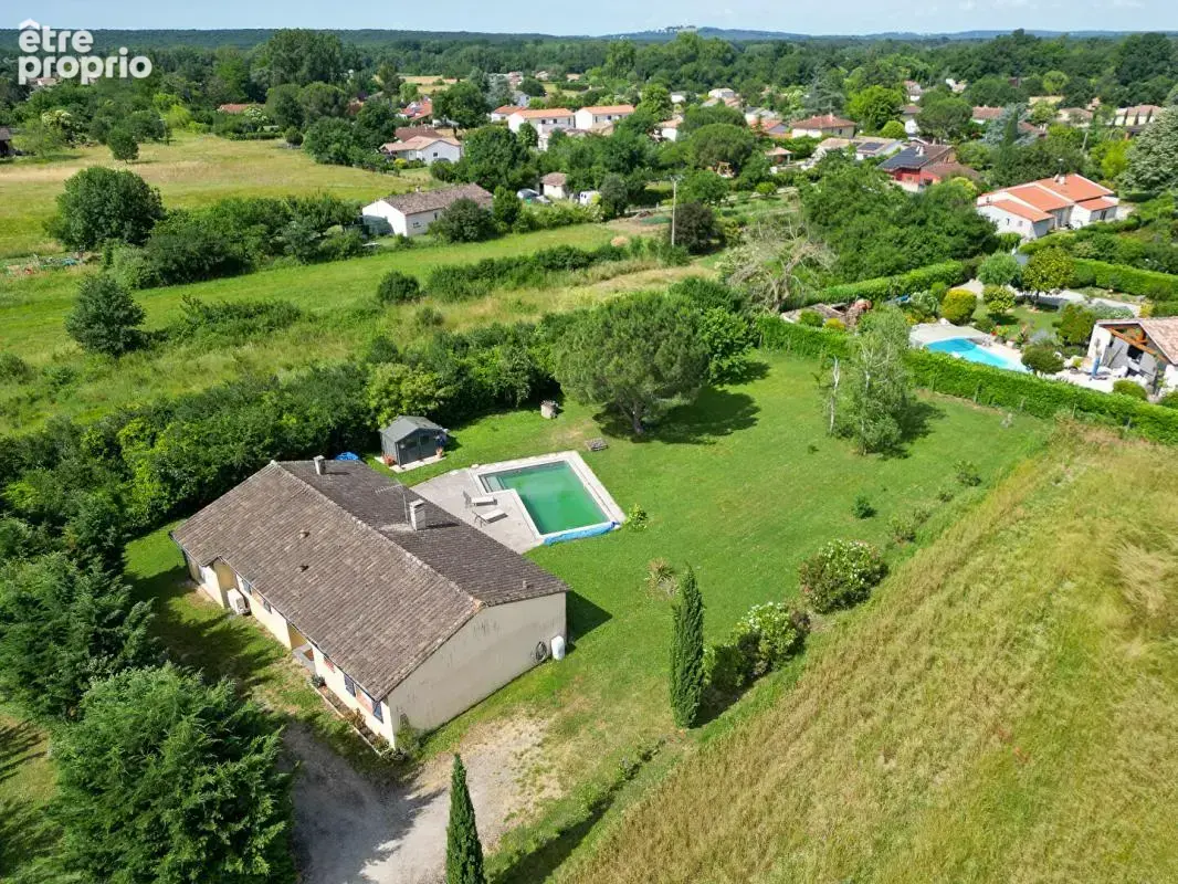 À VENDRE Villa  Plain-pied T4 de 92 m2 avec piscine à Bessières - 31660 - photo 2