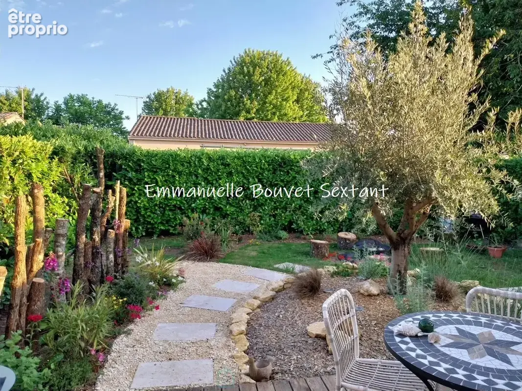 BERGERAC, quartier calme, maison semi-mitoyenne, jardin, garage, 3 chambres, vie de plain-pied possible, pas de travaux - photo 3