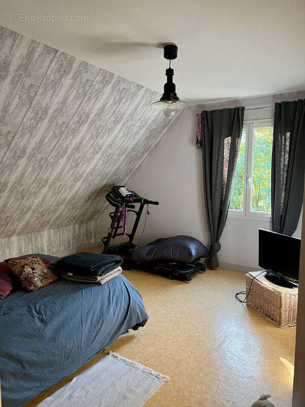 Maison à PARCAY-MESLAY