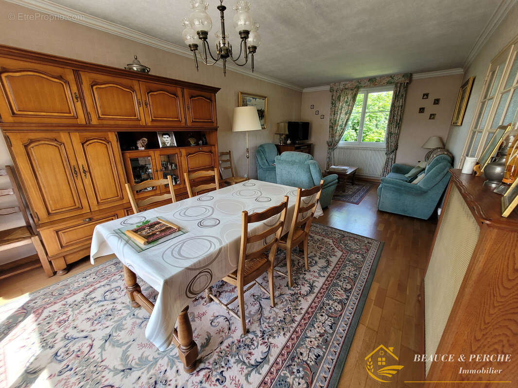 Maison à ILLIERS-COMBRAY