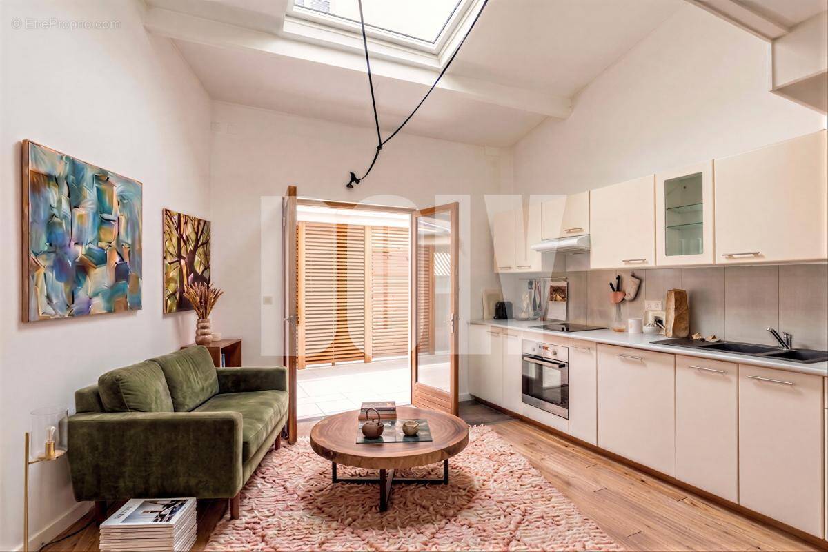 Maison à PARIS-11E