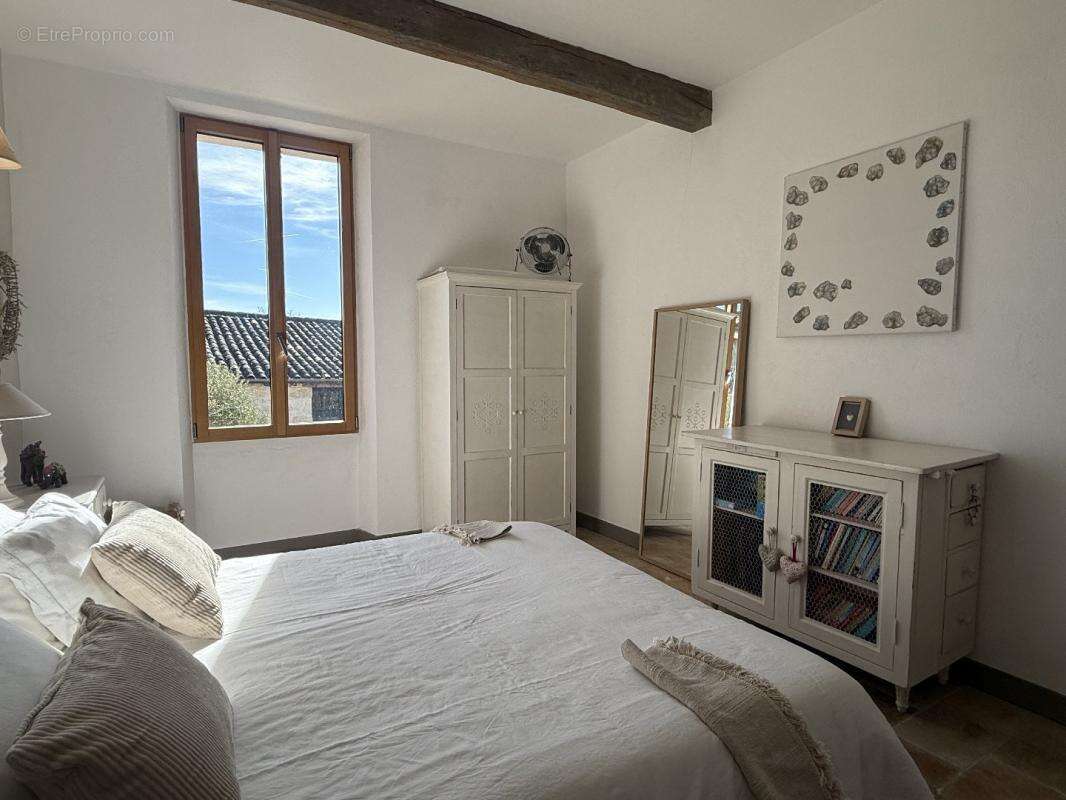 Maison à SAINT-CLAR